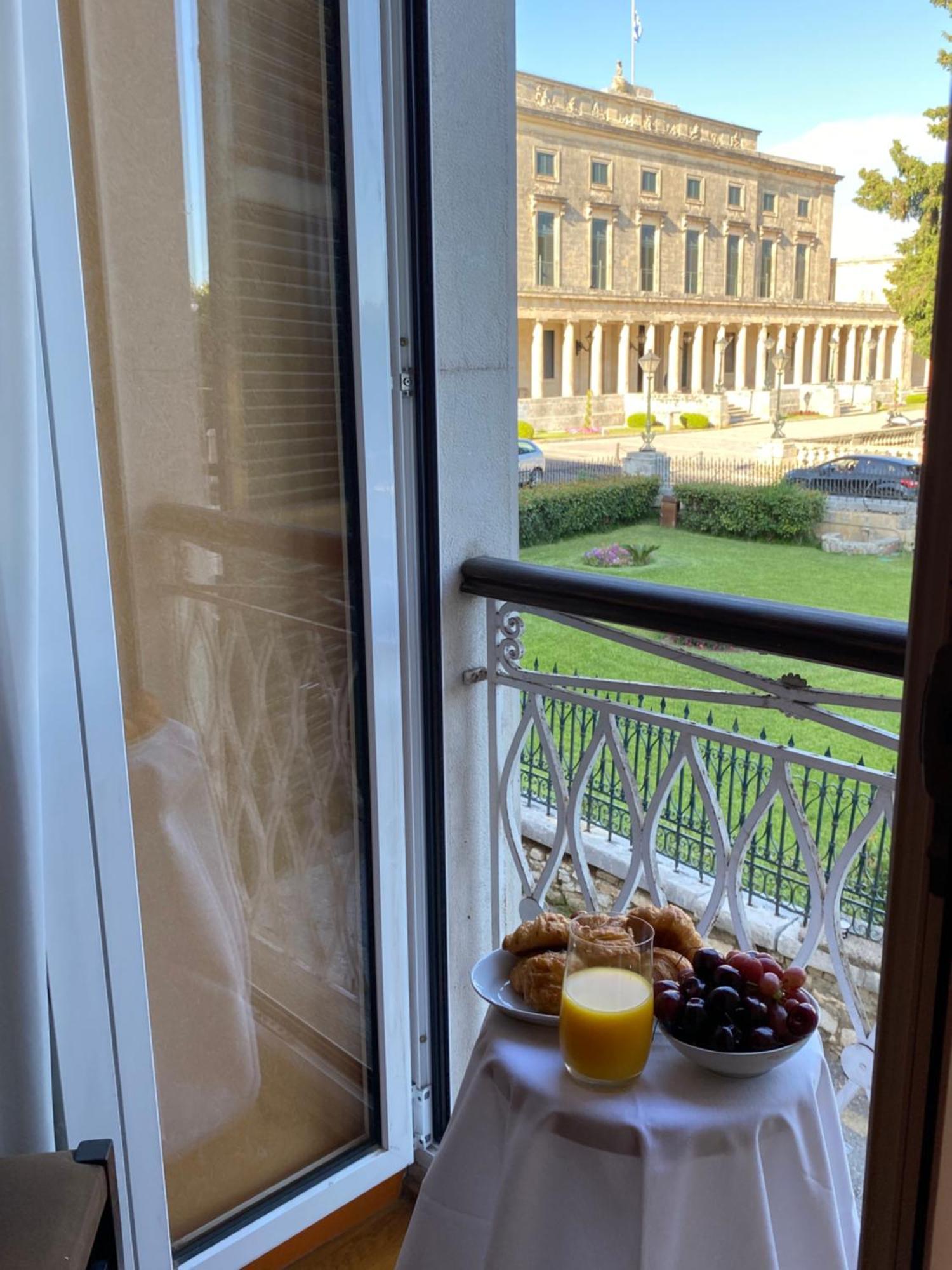 Palazzo Luxury Suite - View To Liston Square & Old Fortress Of Corfu Old Town Bagian luar foto